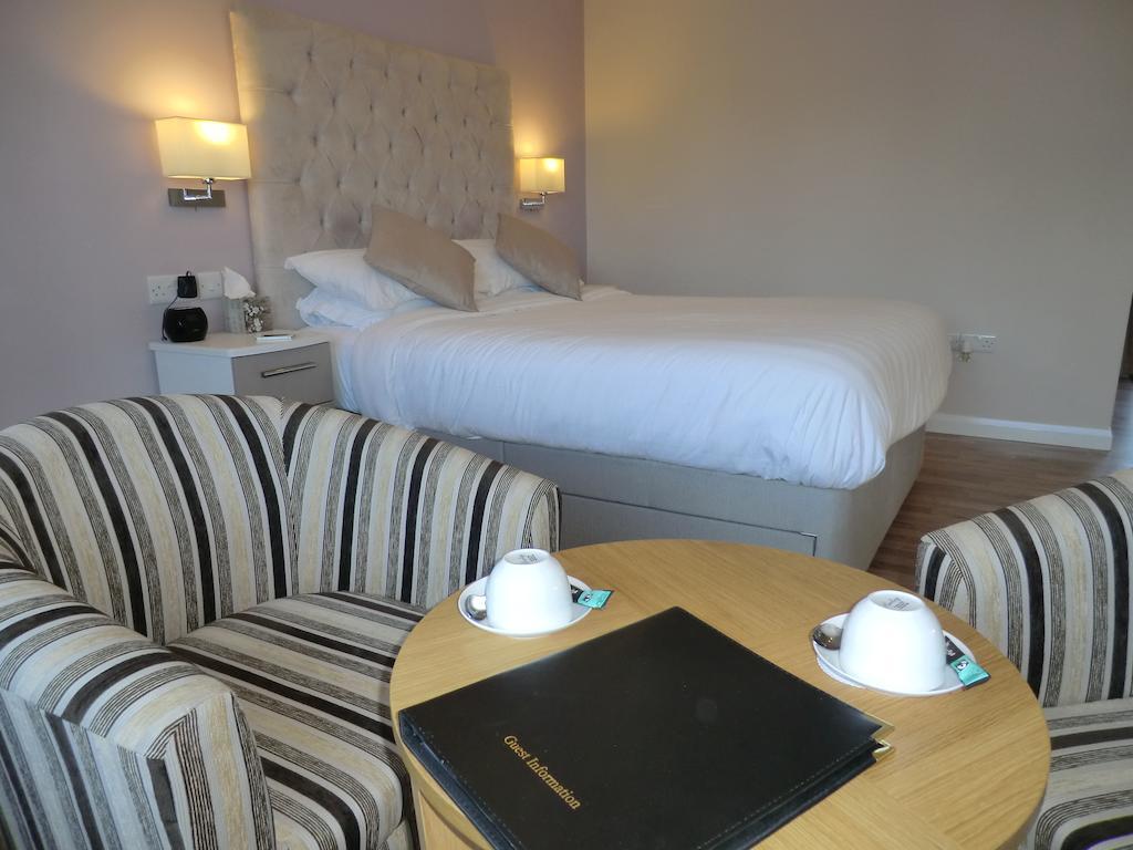 Coombe Dale Accommodation Lulsgate Bottom Phòng bức ảnh