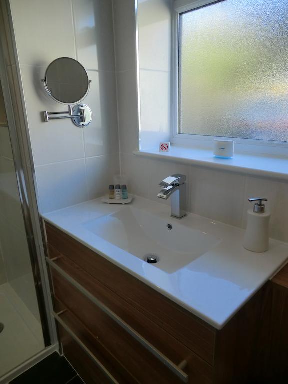 Coombe Dale Accommodation Lulsgate Bottom Phòng bức ảnh